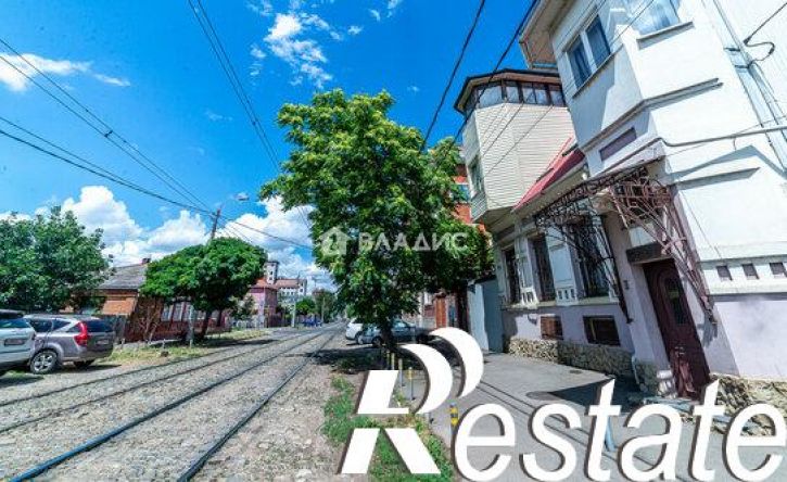 5-комн квартира улица Кирова, 124,  д. 124