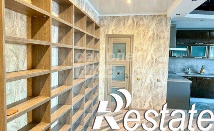 3-комн квартира Железнодорожная улица, 24,  д. 24