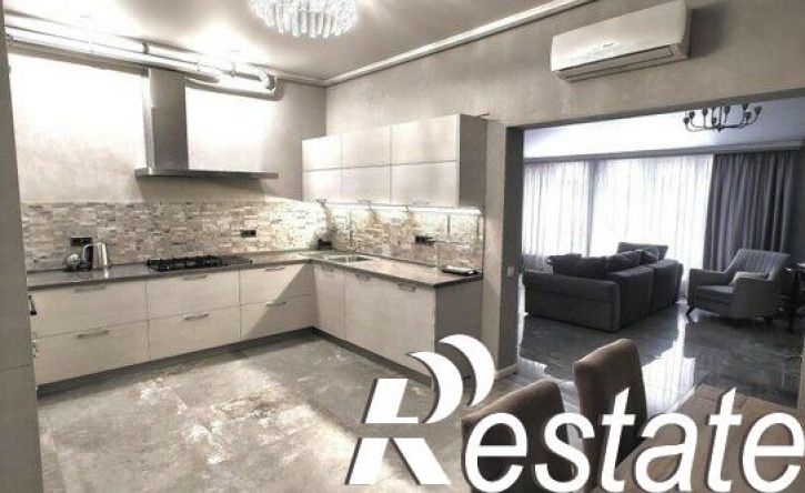 5-комн квартира проспект Гёте, 10,  д. 10