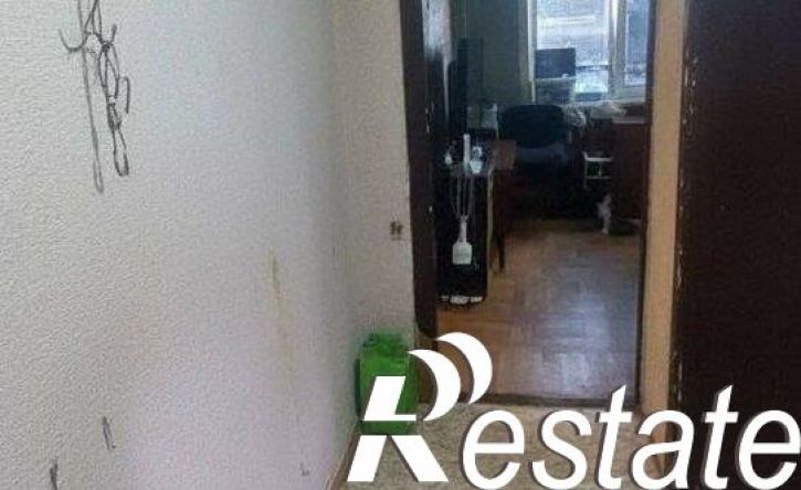 2-комн квартира улица Яна Полуяна, 42,  д. 42