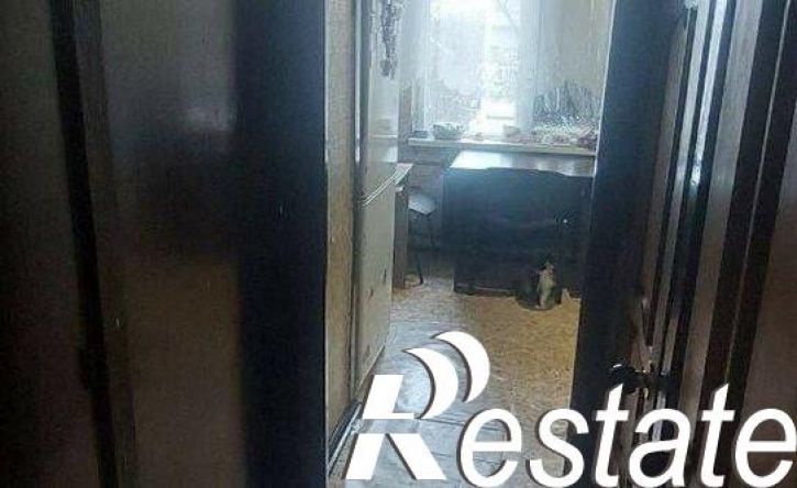 2-комн квартира улица Яна Полуяна, 42,  д. 42