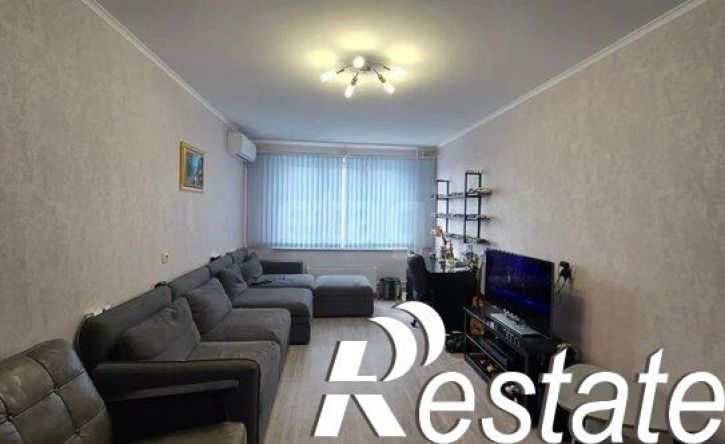 3-комн квартира улица Героя Аверкиева, 40,  д. 40