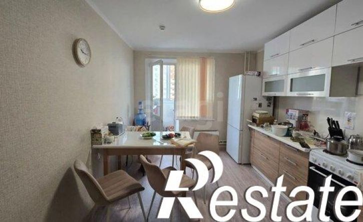 3-комн квартира улица Героя Аверкиева, 40,  д. 40