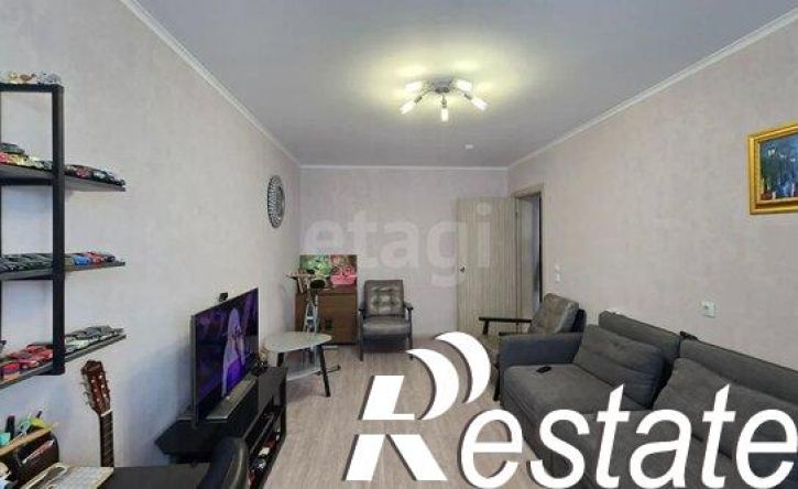 3-комн квартира улица Героя Аверкиева, 40,  д. 40