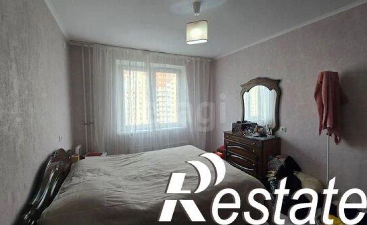 3-комн квартира улица Героя Аверкиева, 40,  д. 40