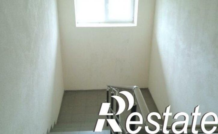 2-комн квартира улица Генерала Петрова, 37,  д. 37