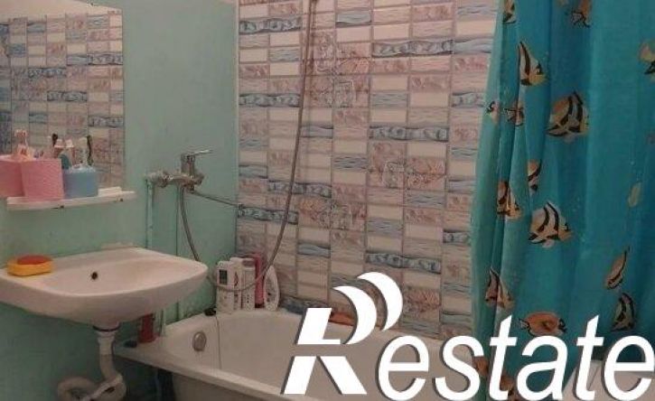 2-комн квартира улица Котлярова, 18,  д. 18