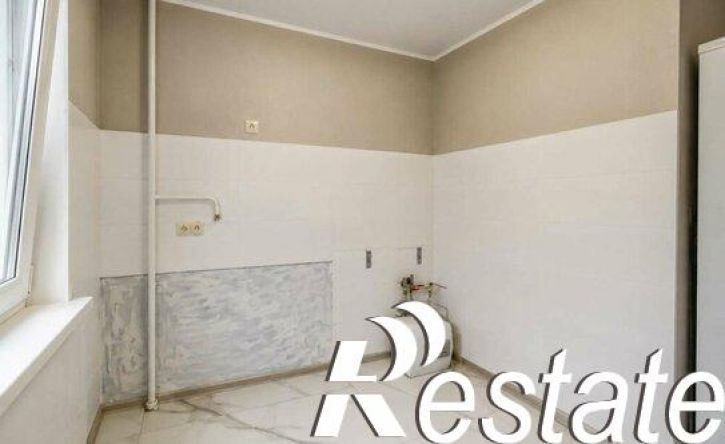 2-комн квартира проспект Чекистов, 21,  д. 21