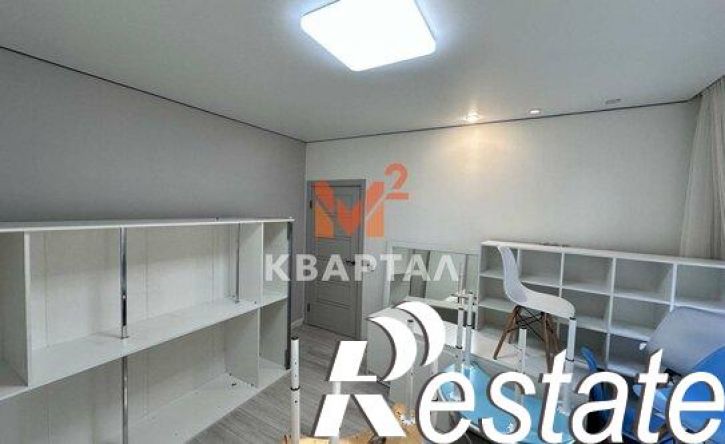 2-комн квартира улица Мурата Ахеджака, 12 к1,  д. 12 к1