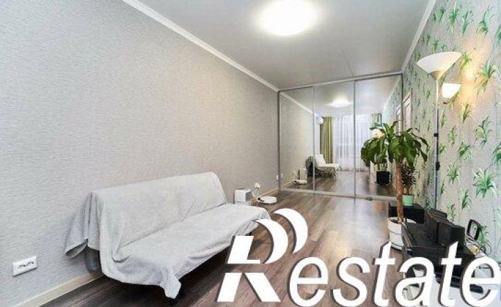 2-комн квартира Новороссийская улица, 90/2 к1,  д. 90/2 к1