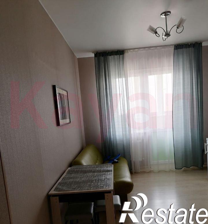Купить квартиру за 10 800 000 рублей на Октябрьская ул.