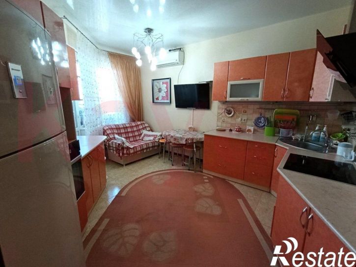 2-комн квартира им. Передерия ул.