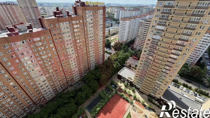 2-комн квартира Домбайская ул.