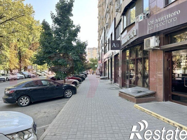 3-комн квартира Героев-Разведчиков ул.