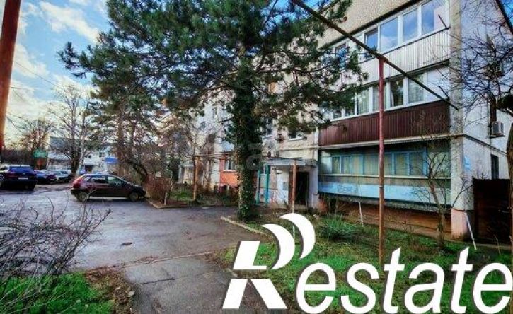 3-комн квартира Тепличная улица, 32,  д. 32