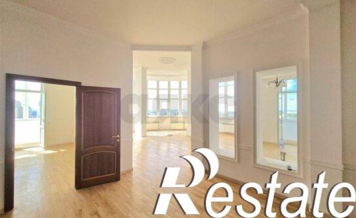 3-комн квартира улица Передерия, 64,  д. 64