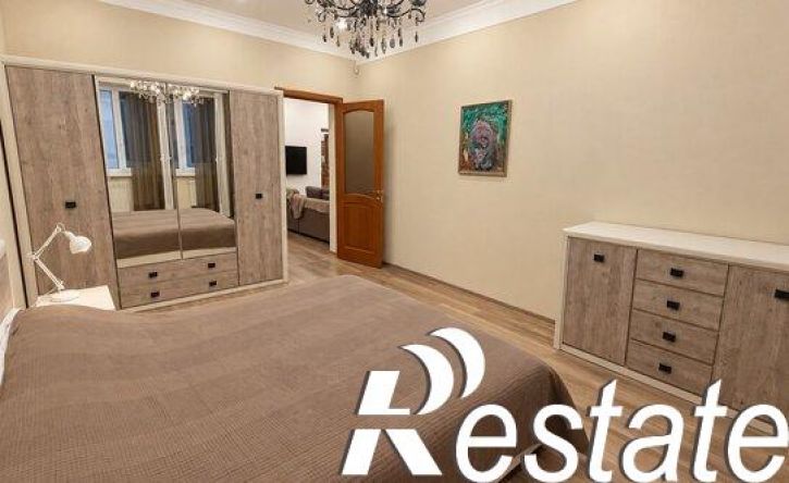 3-комн квартира улица Володарского, 75,  д. 75