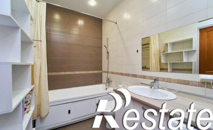 3-комн квартира улица Володарского, 75,  д. 75