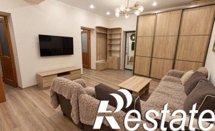 3-комн квартира улица Володарского, 75,  д. 75