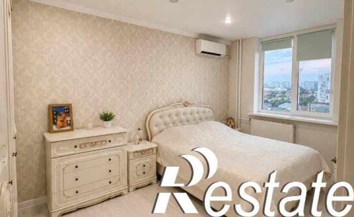 3-комн квартира улица Калинина, 350,  д. 350