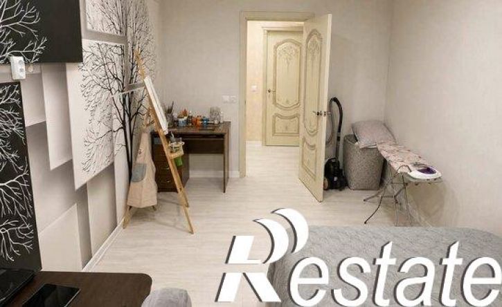 3-комн квартира улица Калинина, 350,  д. 350