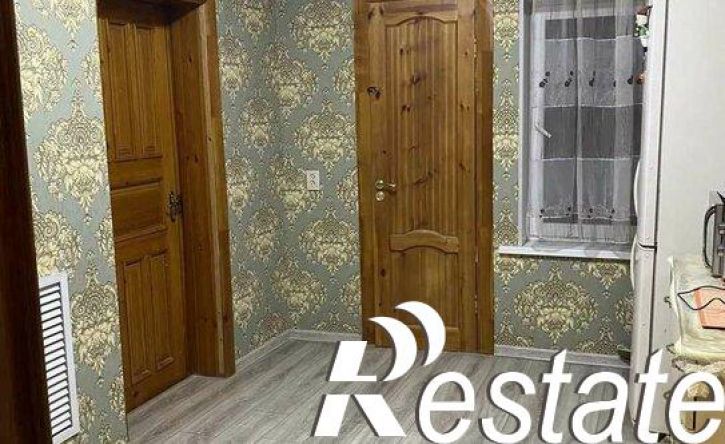 4-комн квартира Базовская улица, 70,  д. 70