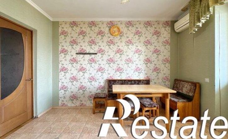 3-комн квартира Российская улица, 128,  д. 128