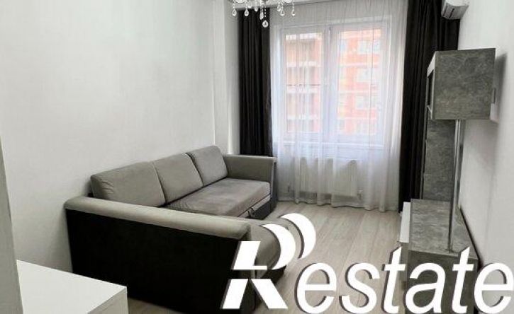 3-комн квартира улица Героев-Разведчиков, 12/1,  д. 12/1