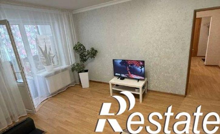 2-комн квартира улица Академика Лукьяненко, 8,  д. 8