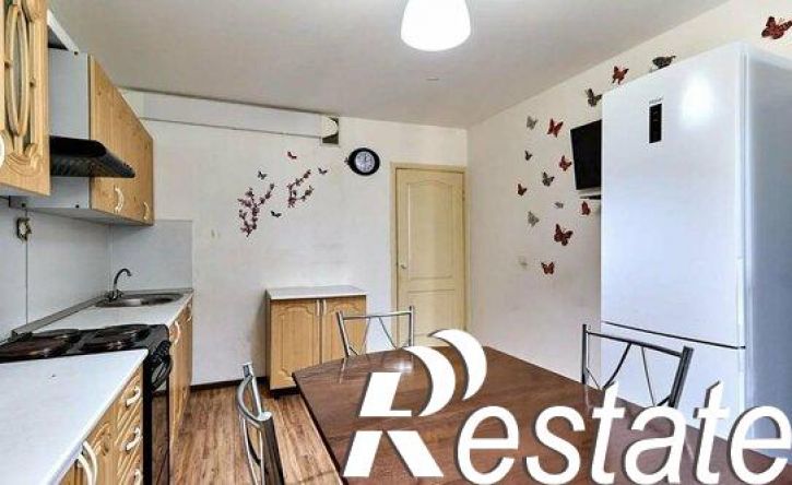 3-комн квартира улица Героев-Разведчиков, 28,  д. 28