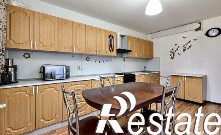 3-комн квартира улица Героев-Разведчиков, 28,  д. 28