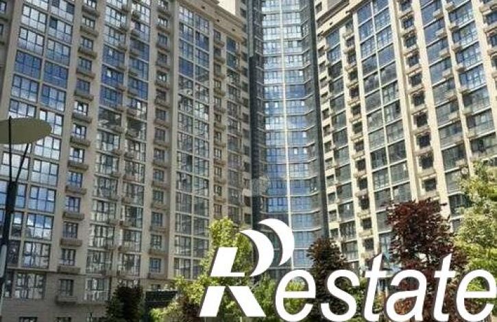 3-комн квартира улица Дзержинского, 95,  д. 95