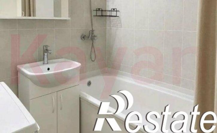 2-комн квартира улица Героя Аверкиева, 10,  д. 10