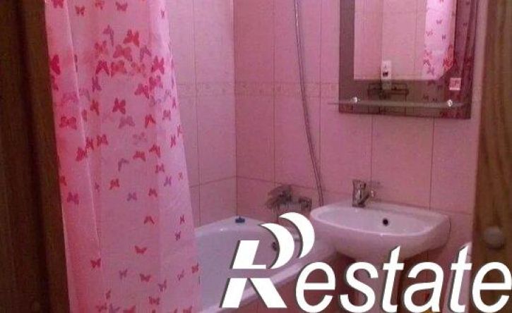1-комн квартира проспект Чекистов, 8,  д. 8