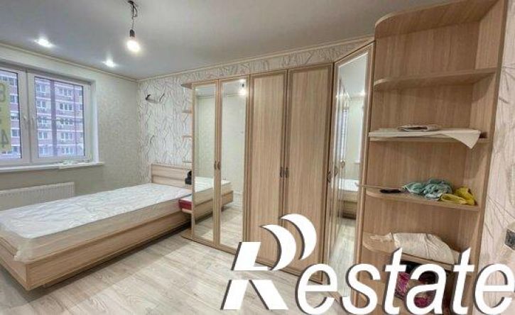 2-комн квартира улица Валерия Гассия, 3,  д. 3
