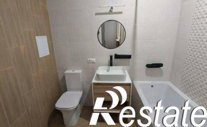 2-комн квартира улица Цезаря Куникова, 24 к3,  д. 24 к3