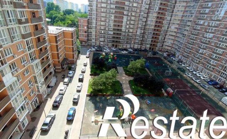 3-комн квартира Российская улица, 79/3 к2,  д. 79/3 к2
