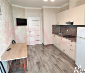 1-комн, 39кв м, этаж 14/14 Кореновская ул.