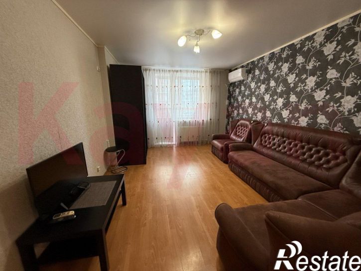 2-комн квартира Дзержинского ул.