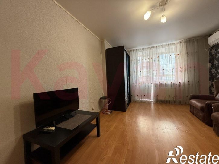 2-комн квартира Дзержинского ул.