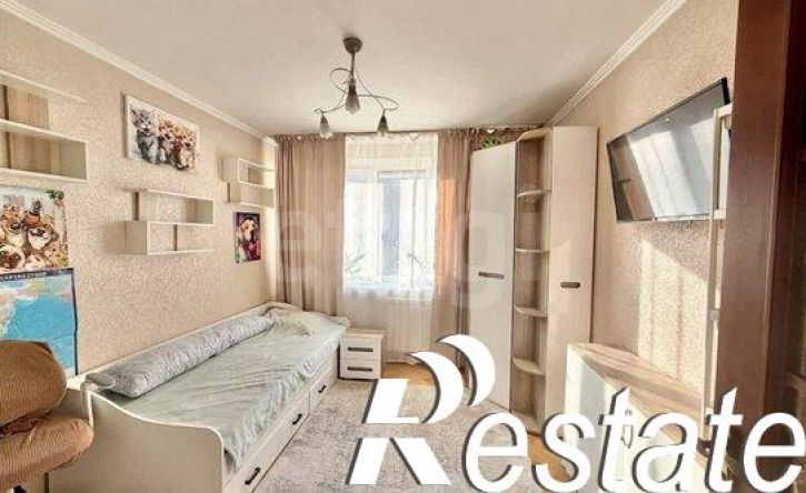 3-комн квартира улица Калинина, 70,  д. 70