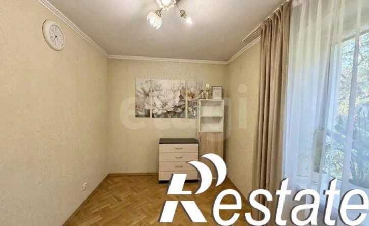 3-комн квартира улица Калинина, 70,  д. 70