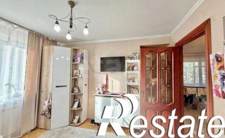 3-комн квартира улица Калинина, 70,  д. 70
