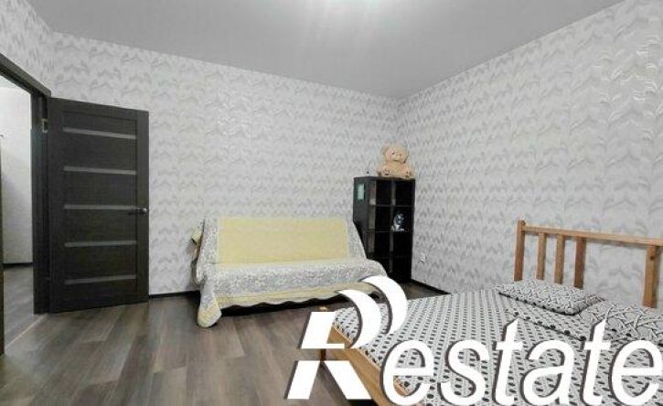 2-комн квартира Домбайская улица, 61,  д. 61