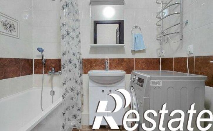 2-комн квартира Домбайская улица, 61,  д. 61