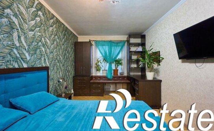 3-комн квартира улица Трудовой Славы, 1,  д. 1