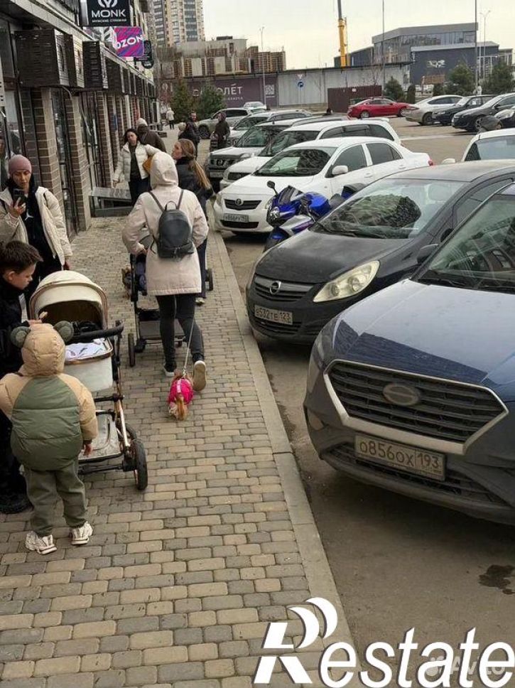 Торговое помещение улица Западный Обход, 57,  д. 57