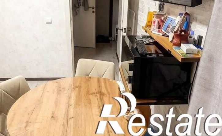 2-комн квартира улица Героя Владислава Посадского, 42,  д. 42