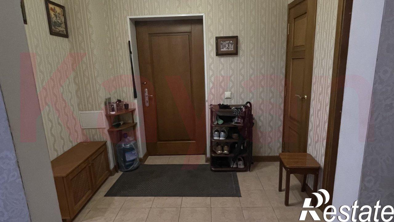 Купить квартиру за 11 990 000 рублей на им. Атарбекова ул.