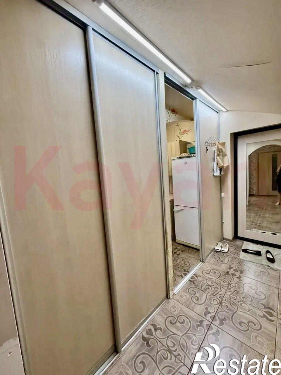 Купить квартиру за 2 950 000 рублей на Защитников Отечества ул.